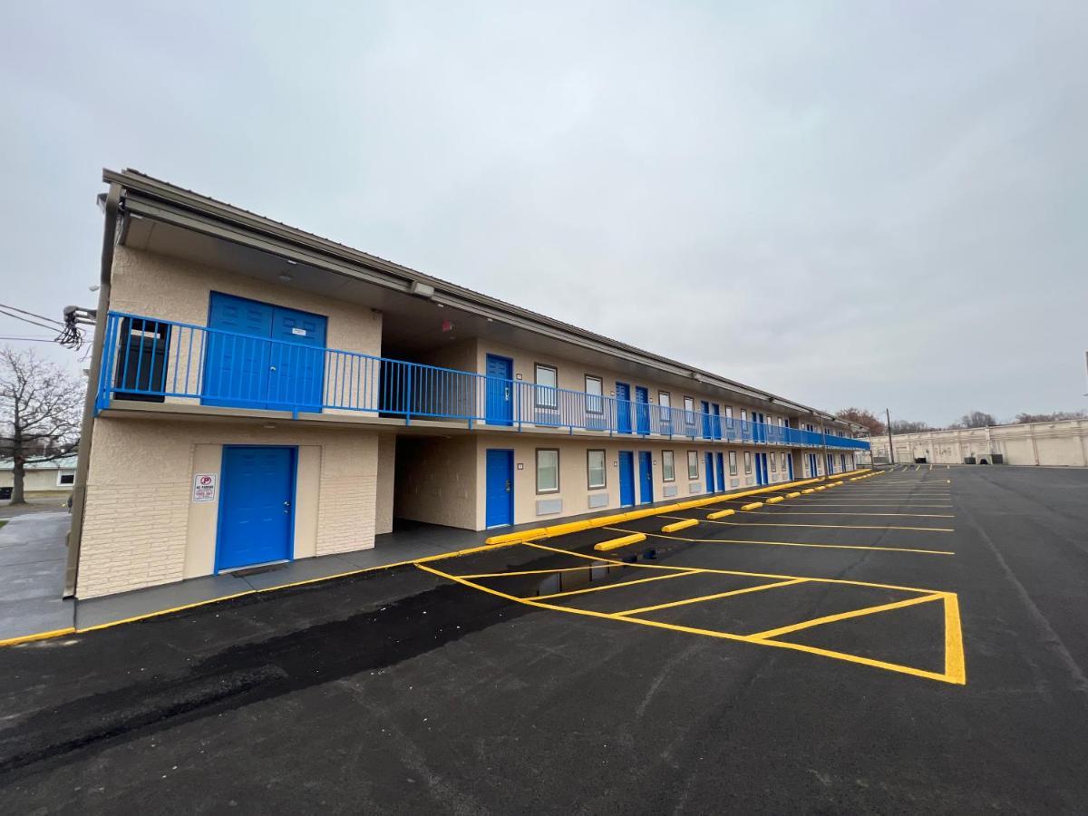 Super 8 By Wyndham Paducah I-24 Exit 4 Hotel Exterior foto