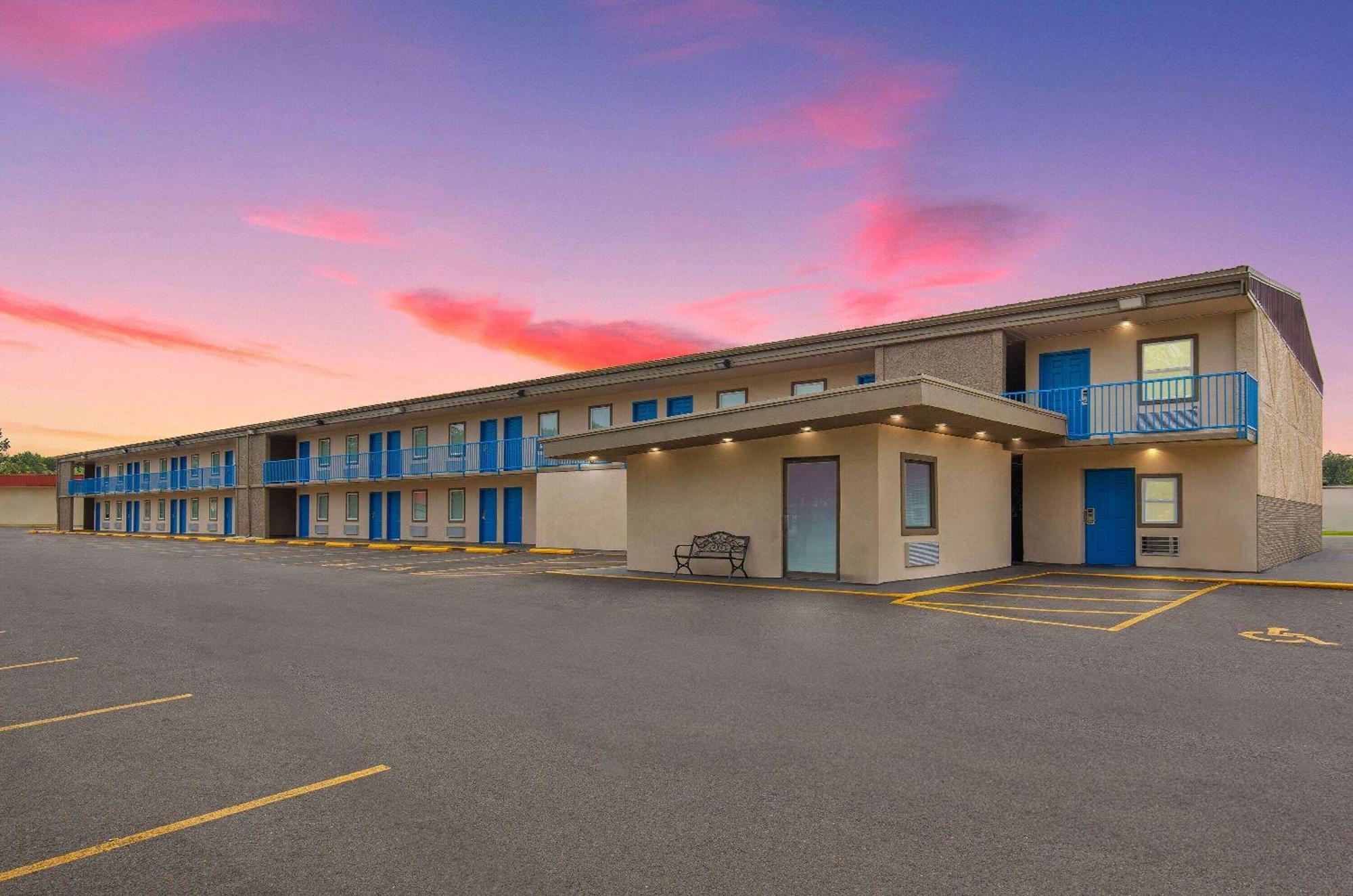 Super 8 By Wyndham Paducah I-24 Exit 4 Hotel Exterior foto